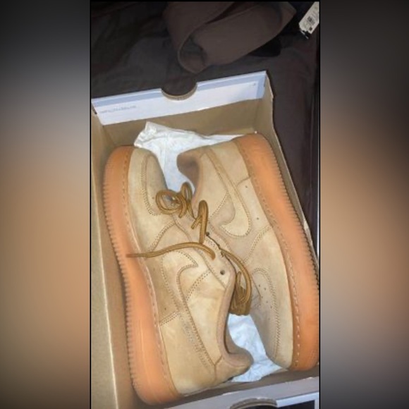 Air Force 1’s Winter - Picture 4 of 6